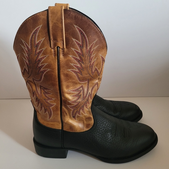 Ariat Other - Ariat Equipped Cowboy Men Leather Boots size 11 Black and brown
